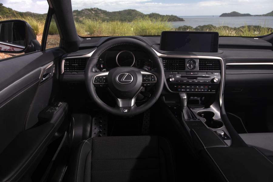 Торпедо Lexus RX350 F-Sport 2019 года  (NA) (фото 28 из 38)
